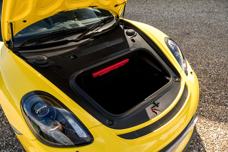 Porsche 981 Cayman GT4