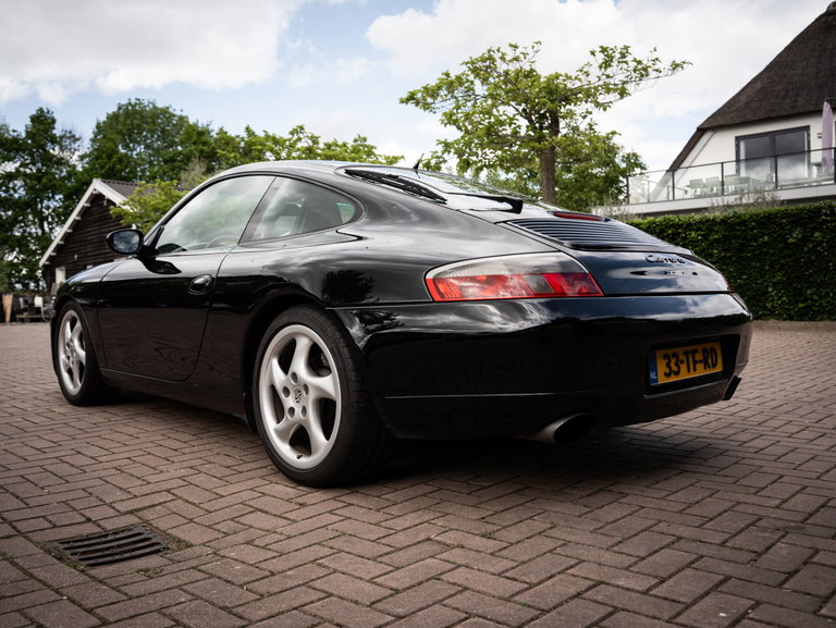 Porsche 996 Carrera