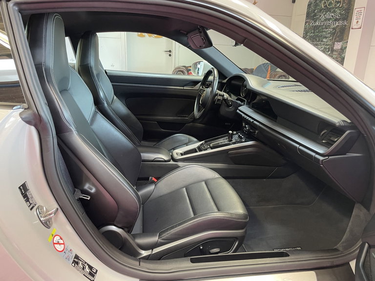 Porsche 992 Carrera S
