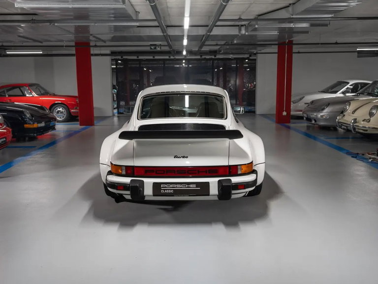 Porsche 911 Turbo 3.0