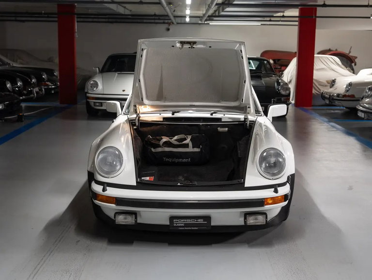 Porsche 911 Turbo 3.0