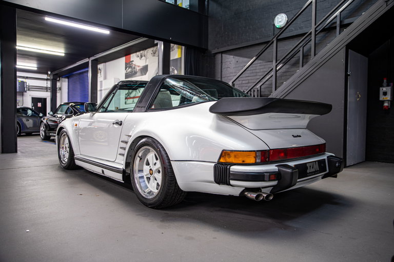 Porsche 911 Turbo Flachbau