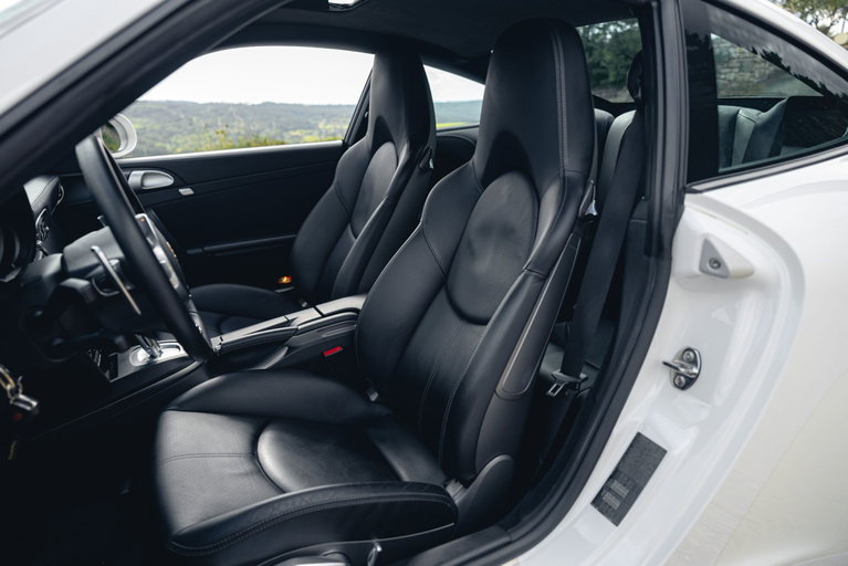 Porsche 997.2 Carrera GTS