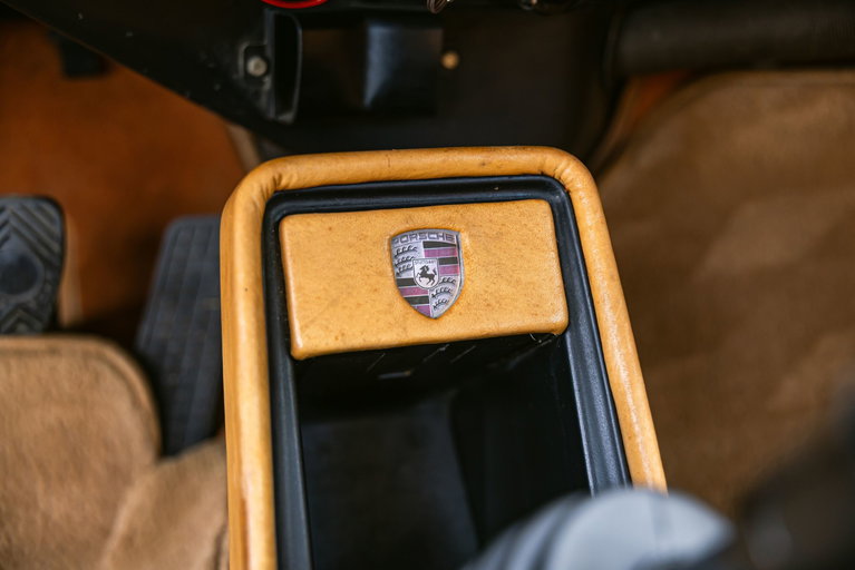 Porsche 911 Turbo 3.3 (US)