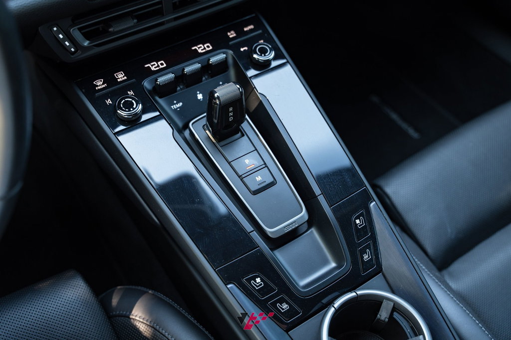 Porsche 992 Carrera GTS