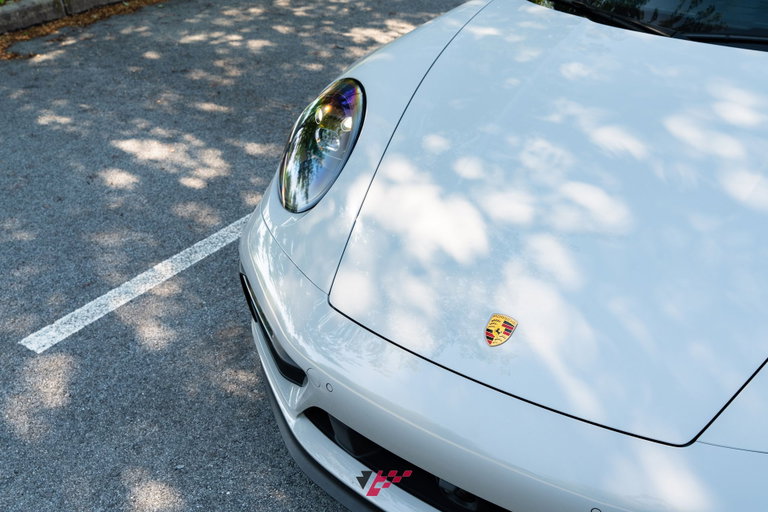 Porsche 992 Carrera GTS