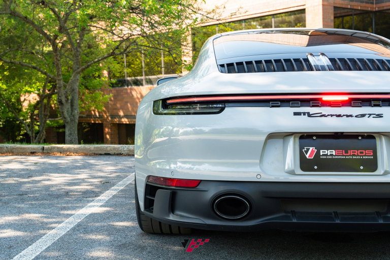 Porsche 992 Carrera GTS