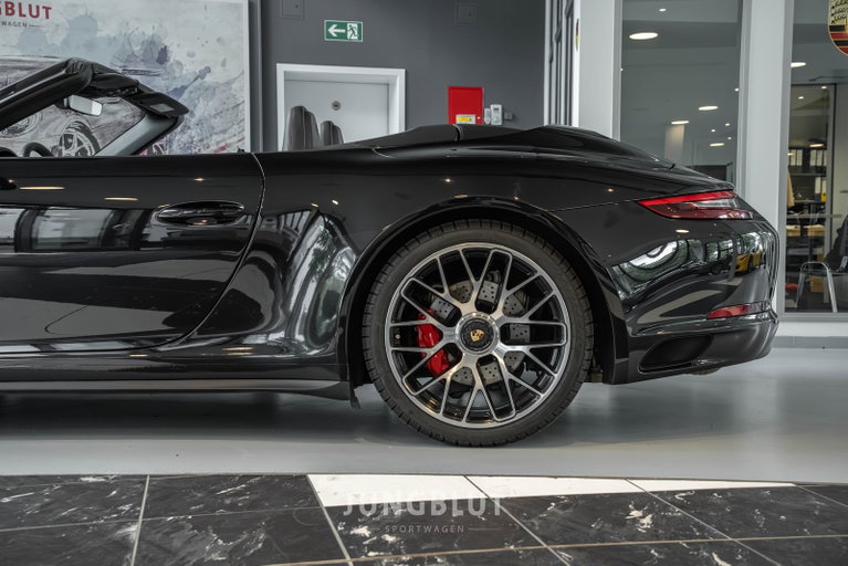 Porsche 991.2 Carrera 4 GTS