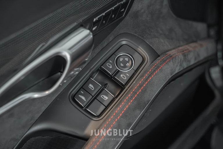 Porsche 991.2 Carrera 4 GTS