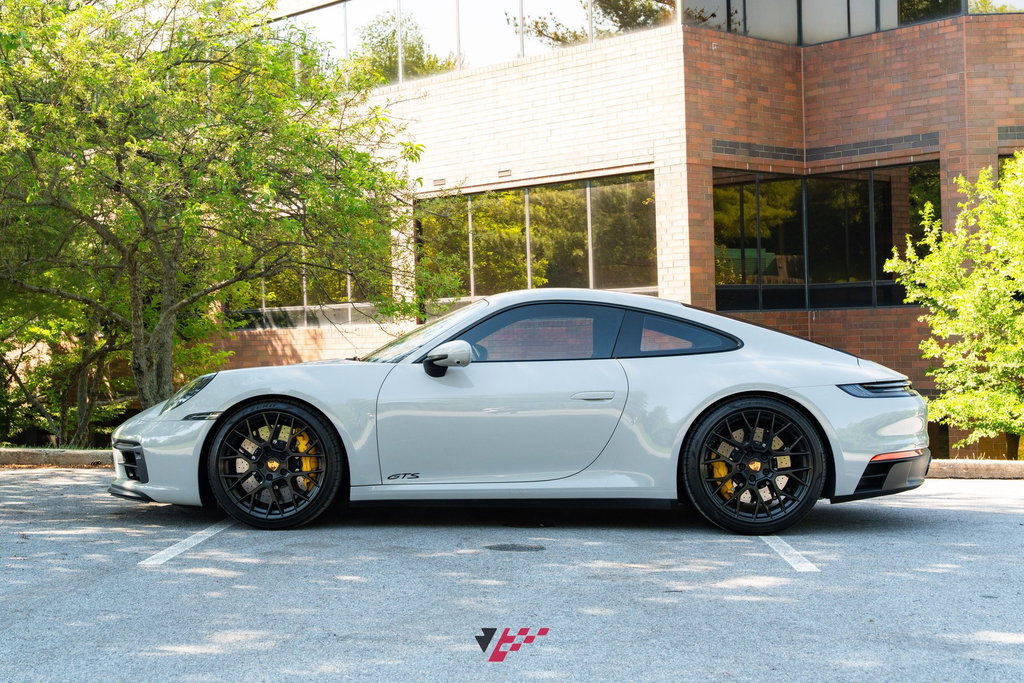 Porsche 992 Carrera GTS