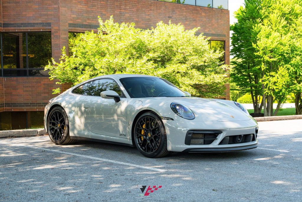 Porsche 992 Carrera GTS