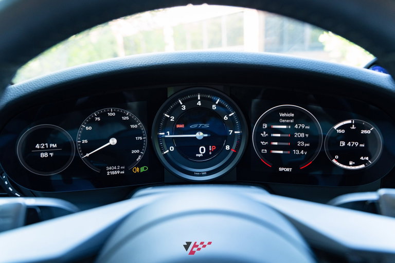 Porsche 992 Carrera GTS