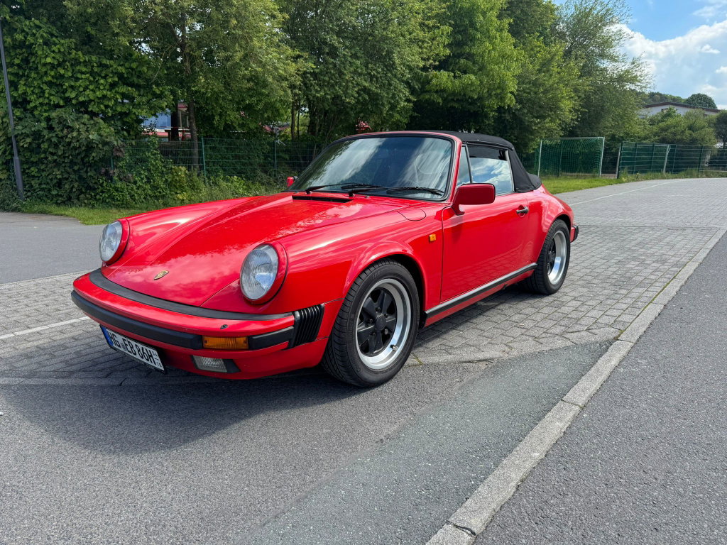 Porsche 911 Carrera 3.2