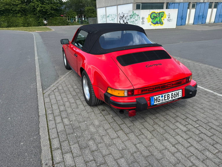 Porsche 911 Carrera 3.2