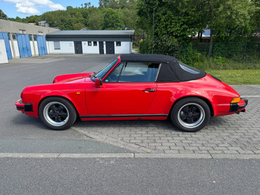 Porsche 911 Carrera 3.2