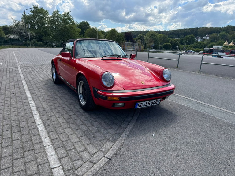 Porsche 911 Carrera 3.2