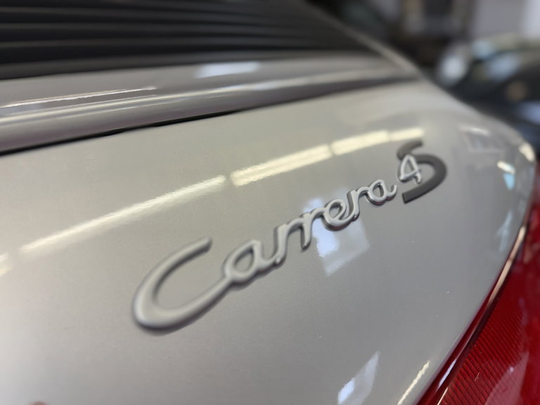 Porsche 993 Carrera 4S