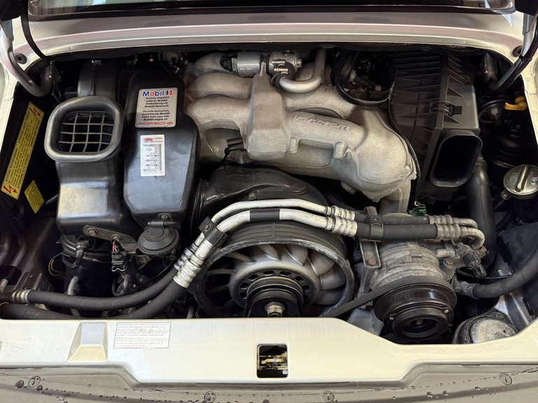 Porsche 993 Carrera 4S