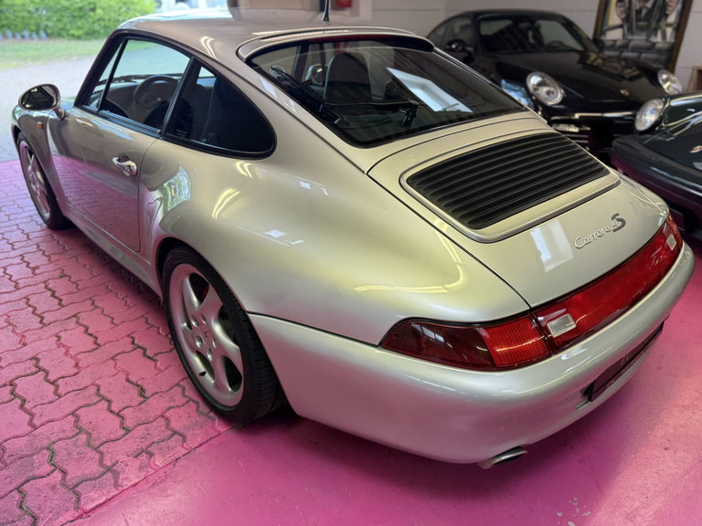 Porsche 993 Carrera 4S