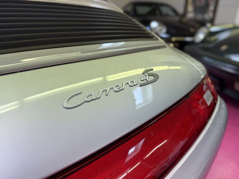 Porsche 993 Carrera 4S