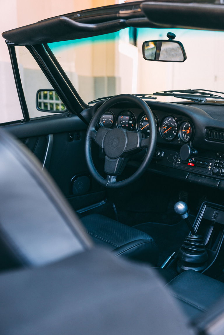 Porsche 911 Carrera 3.2