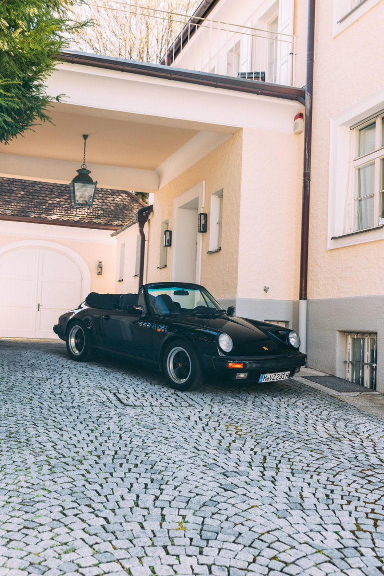 Porsche 911 Carrera 3.2