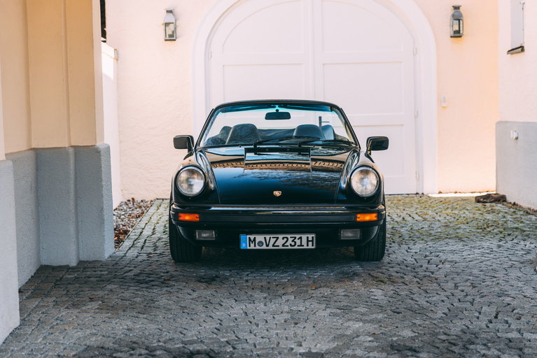 Porsche 911 Carrera 3.2