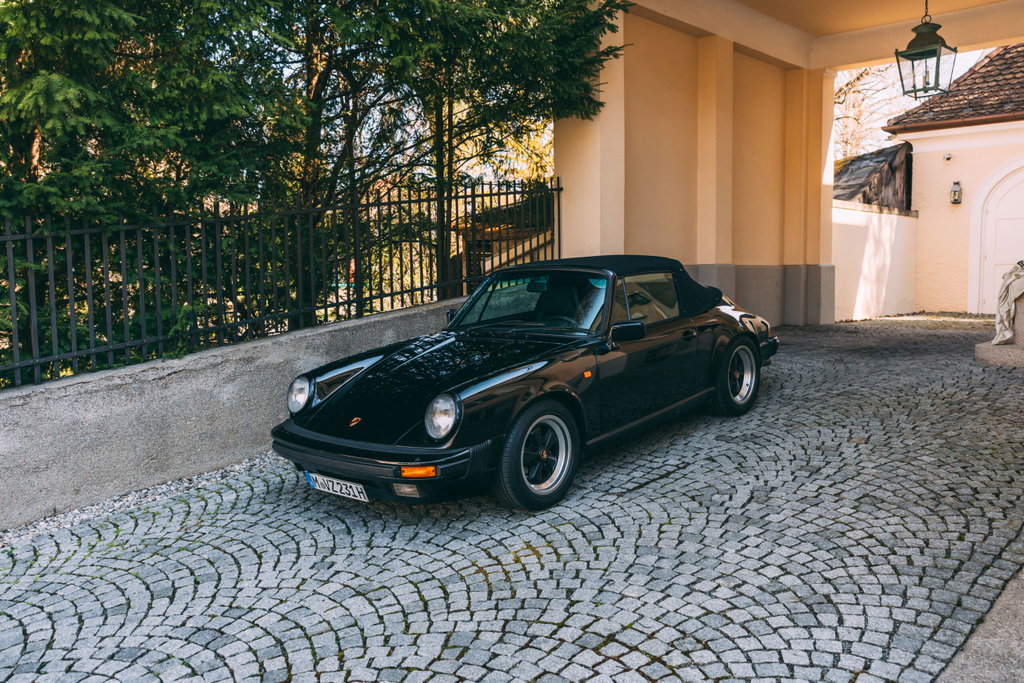 Porsche 911 Carrera 3.2