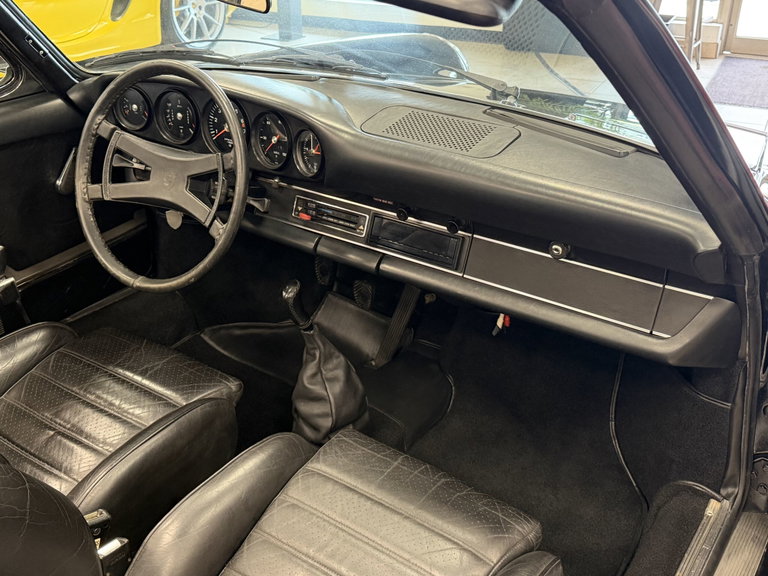 Porsche 911 T