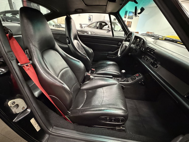 Porsche 993 Carrera 4