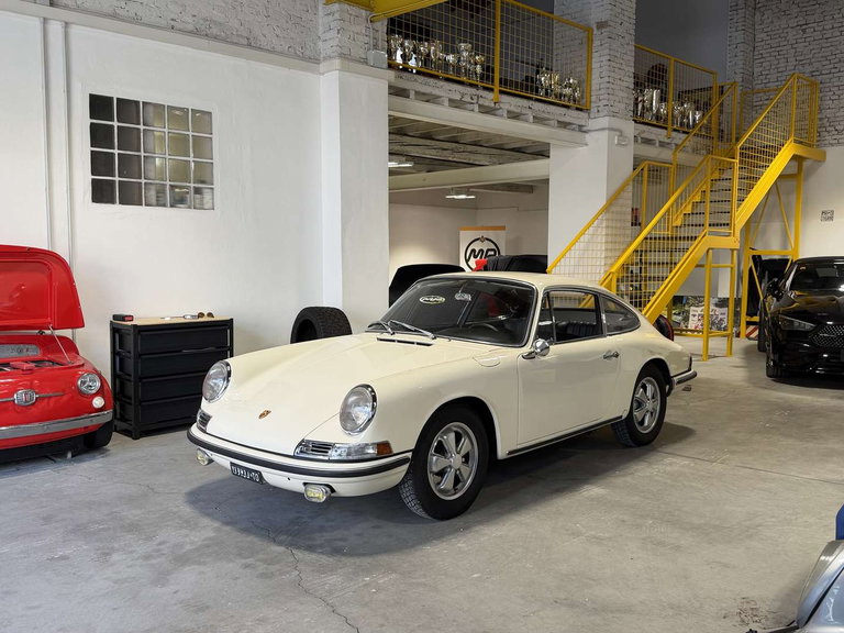 Porsche 911 S