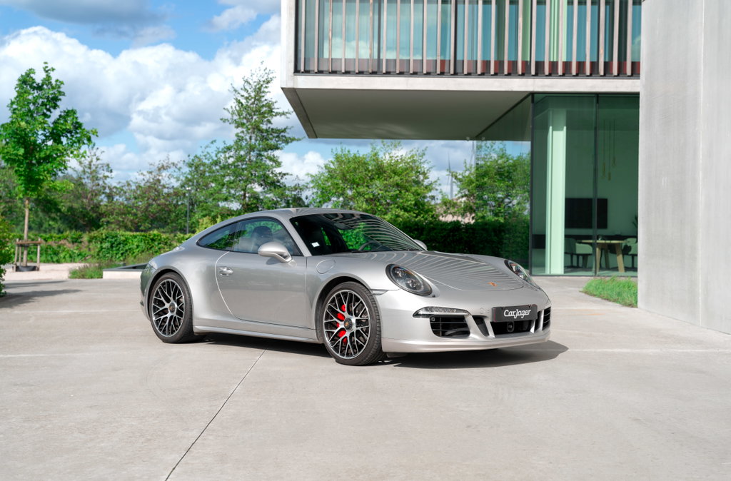 Porsche 991 Carrera 4 GTS