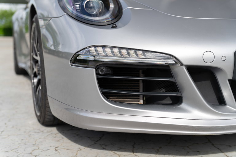 Porsche 991 Carrera 4 GTS