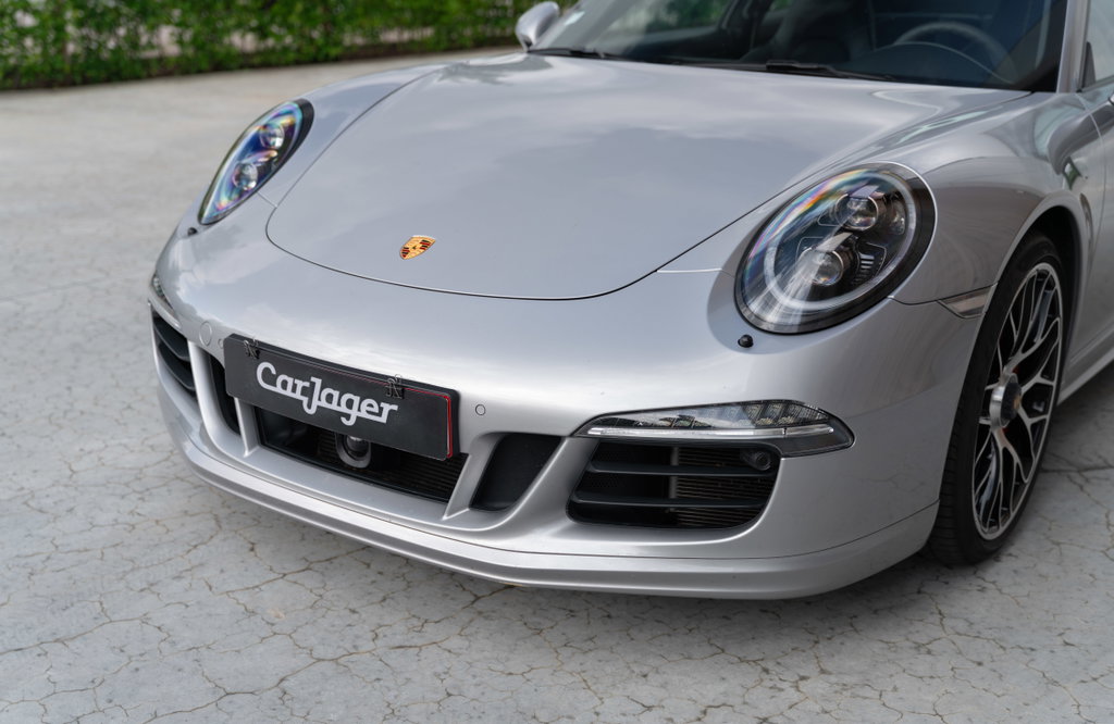 Porsche 991 Carrera 4 GTS