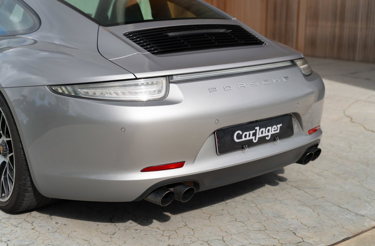 Porsche 991 Carrera 4 GTS