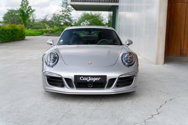 Porsche 991 Carrera 4 GTS