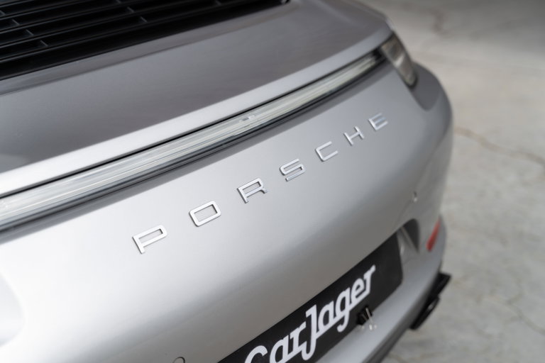 Porsche 991 Carrera 4 GTS