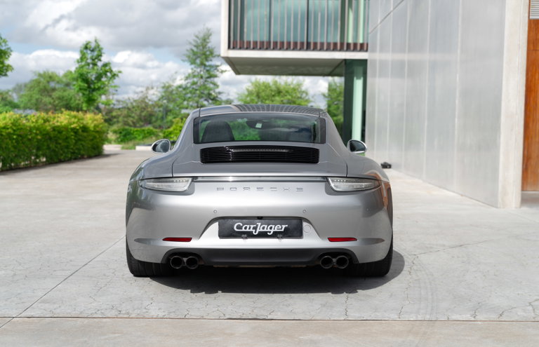 Porsche 991 Carrera 4 GTS