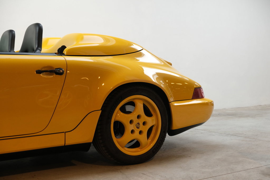 Porsche 964 Carrera 2 Speedster