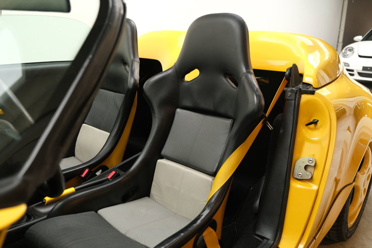 Porsche 964 Carrera 2 Speedster