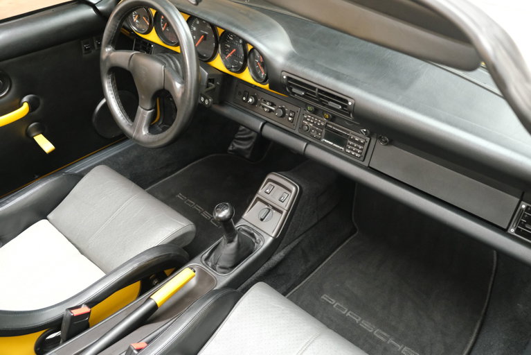 Porsche 964 Carrera 2 Speedster