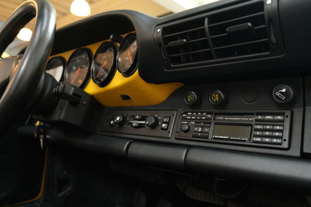 Porsche 964 Carrera 2 Speedster