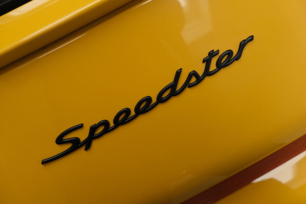 Porsche 964 Carrera 2 Speedster