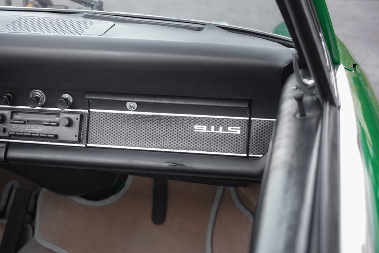 Porsche 911 S (F-Modell)
