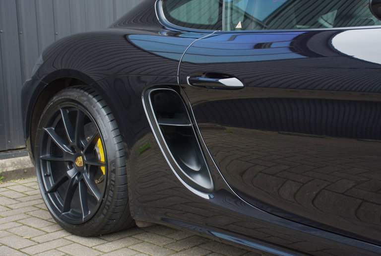 Porsche 718 Cayman GTS 4.0