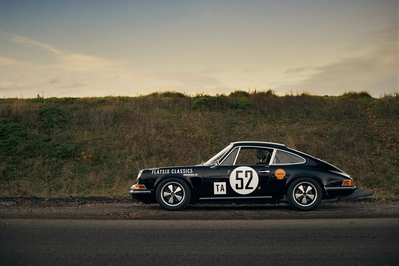 FLAT SIX CLASSICS Porsche 911