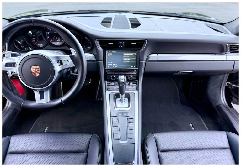 Porsche 991 Carrera Black Edition