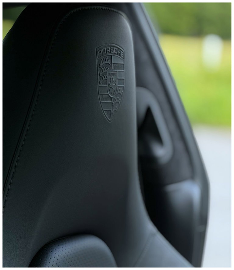 Porsche 991 Carrera Black Edition