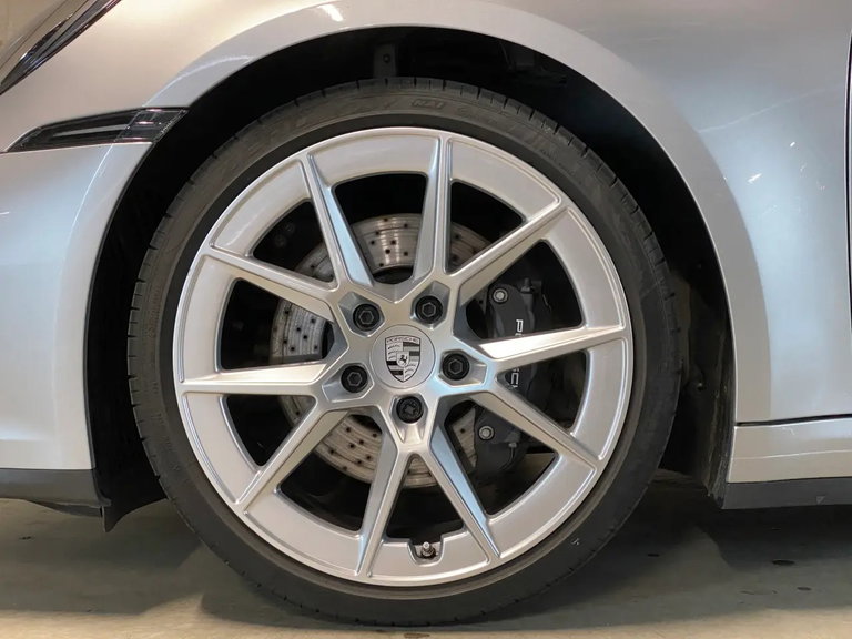 Porsche 992.2 Carrera