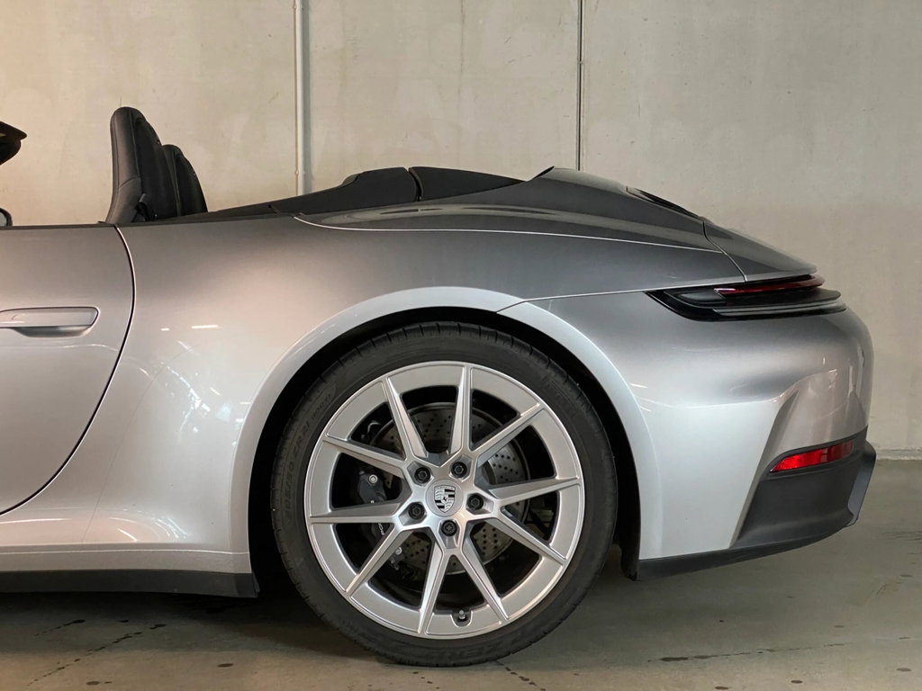 Porsche 992.2 Carrera